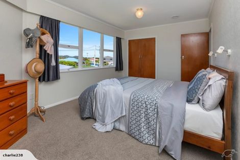 Photo of property in 8 Pine Road, Ngunguru, Whangarei, 0173