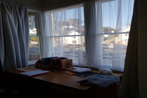 Photo of property in 124 Harbour Terrace, North Dunedin, Dunedin, 9016