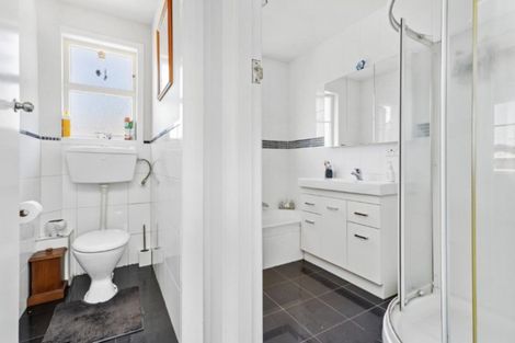 Photo of property in 14 Watts Crescent, Hamilton East, Hamilton, 3216