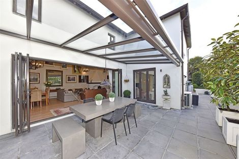 Photo of property in 24 Taylors Avenue, Bryndwr, Christchurch, 8052