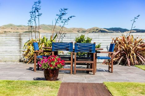 Photo of property in 73 Aotea Drive, Aotea, Porirua, 5024