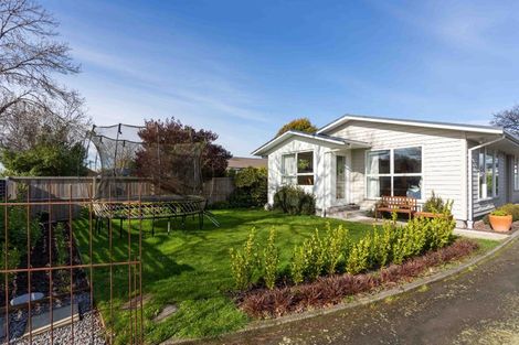 Photo of property in 3 Saffron Street, Bryndwr, Christchurch, 8053