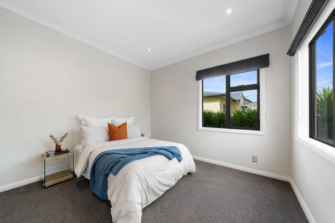 Photo of property in 10 Bristol Square, Hutt Central, Lower Hutt, 5010