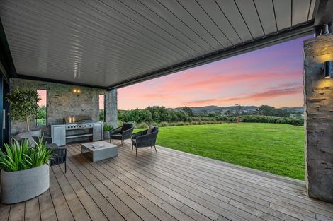 Photo of property in 458 Whitehills Road, Waitoki, Silverdale, 0994