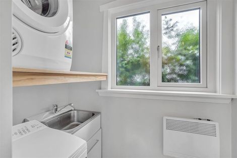 Photo of property in 166 Weston Road, St Albans, Christchurch, 8052