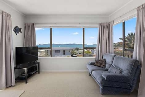 Photo of property in 10 Tara Place, Snells Beach, 0920
