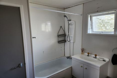 Photo of property in 3/6 Elliott Avenue, Bayview, Auckland, 0629