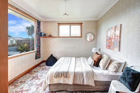 Photo of property in 17 Johnson Street, Milton, 9220