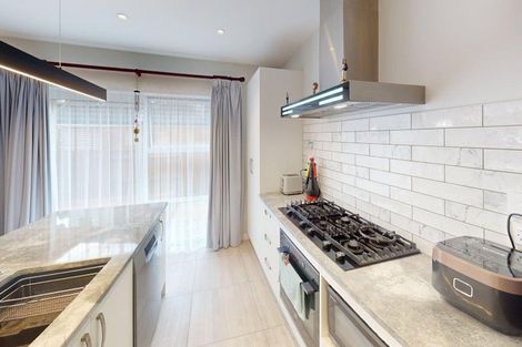 Photo of property in 32 Union Street, Hokowhitu, Palmerston North, 4410