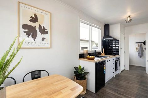 Photo of property in 74 Arnold Street, Leamington, Cambridge, 3432