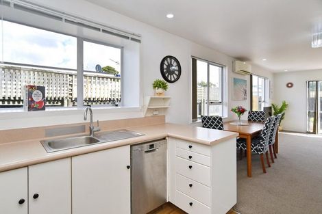 Photo of property in 97b Waltham Road, Sydenham, Christchurch, 8023