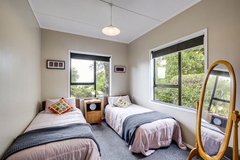 Photo of property in 8 Thompson Road, Bluff Hill, Napier, 4110