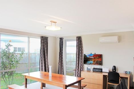 Photo of property in 46 East Ellington Drive, Mairehau, Christchurch, 8052