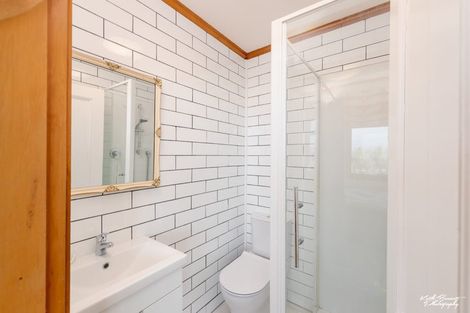 Photo of property in 37 Grant Road, Thorndon, Wellington, 6011