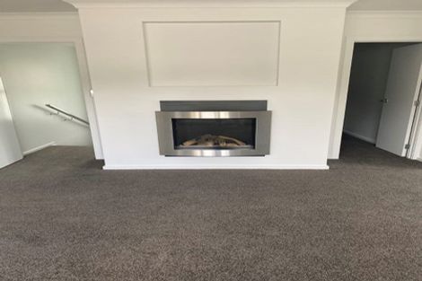 Photo of property in 26 West Lynn Road, Titirangi, Auckland, 0604