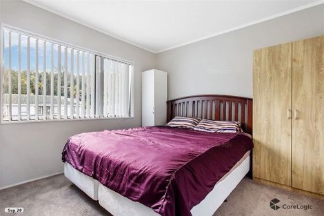 Photo of property in 2/134 Spinella Drive, Bayview, Auckland, 0629