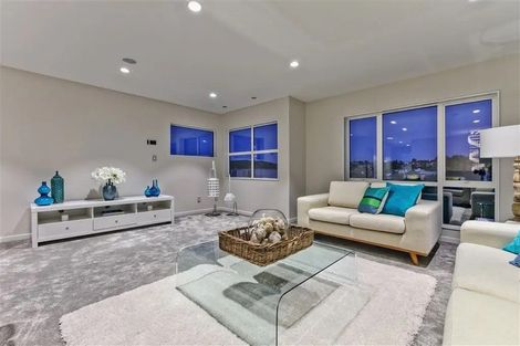 Photo of property in 43 Remuremu Street, Long Bay, Auckland, 0630