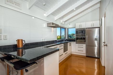 Photo of property in 1/1 Mayfair Crescent, Mairangi Bay, Auckland, 0630