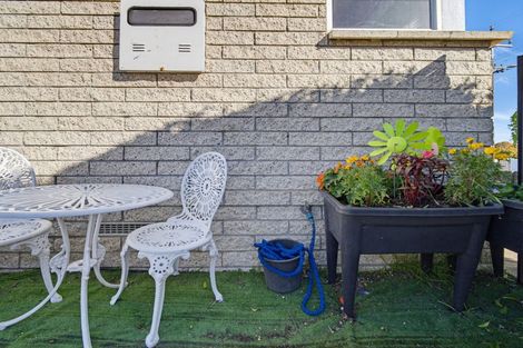 Photo of property in 22 Howden Road, Fairfield, Hamilton, 3214