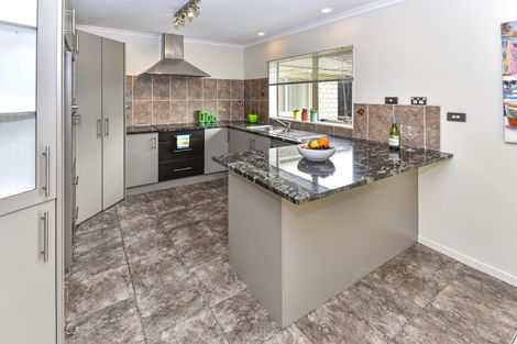 Photo of property in 4a Chalfont Street, Mangere East, Auckland, 2024