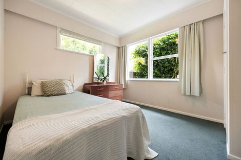 Photo of property in 69 Poaka Avenue, Dinsdale, Hamilton, 3204