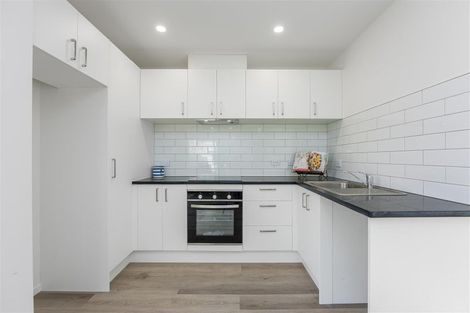 Photo of property in 35b Edmund Hillary Avenue, Papakura, 2110