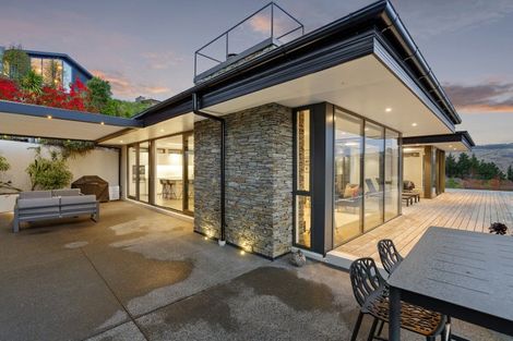 Photo of property in 6 Swanton Drive, Huntsbury, Christchurch, 8022