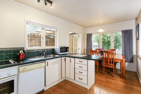 Photo of property in 4 Station Road, Pukekohe, 2120