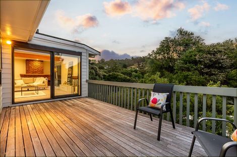 Photo of property in 20 Exploration Way, Whitby, Porirua, 5024