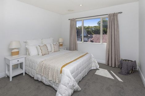 Photo of property in 70 Saint James Avenue, Papanui, Christchurch, 8053