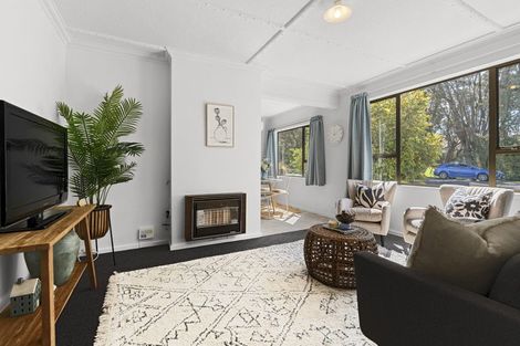 Photo of property in 29 Parris Street, Waitara, 4320