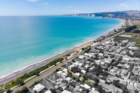 Photo of property in 148 Beach Road, Haumoana, 4102