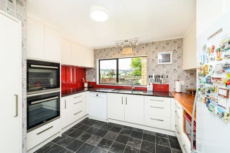 Photo of property in 28 Wills Crescent, Ashhurst, 4810