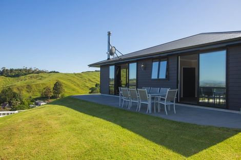 Photo of property in 153 Wheatstone Road, Wainui, Gisborne, 4073