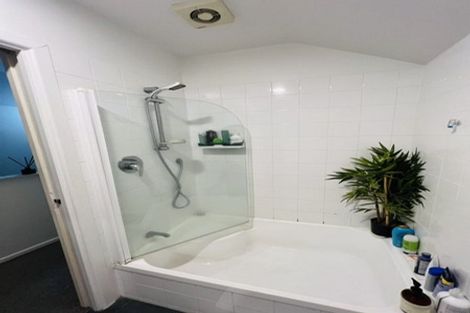 Photo of property in 1/1a Haverstock Road, Sandringham, Auckland, 1025