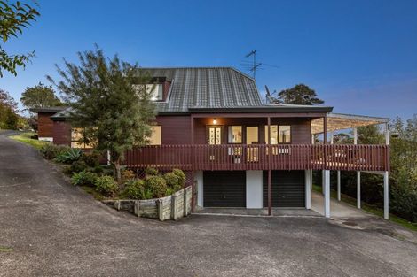 Photo of property in 22 Redfern Lane, Glenfield, Auckland, 0629