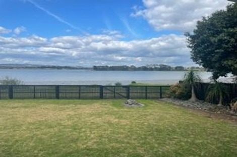 Photo of property in 96 Carnoustie Drive, Wattle Downs, Auckland, 2103