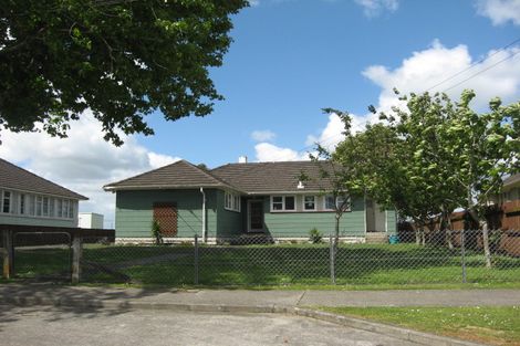 Photo of property in 34 Arimu Road, Papakura, 2110