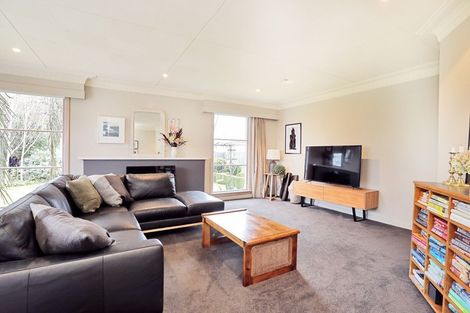 Photo of property in 22 Cruickshank Crescent, Rosedale, Invercargill, 9810