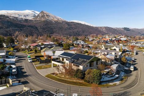 Photo of property in 22 Fox's Terrace, Arrowtown, 9302