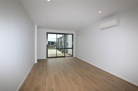 Photo of property in 7 Glenae Lane, Hobsonville, Auckland, 0618