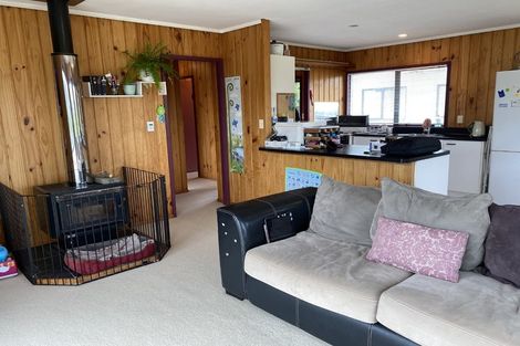 Photo of property in 42a Glanmire Road, Newlands, Wellington, 6037