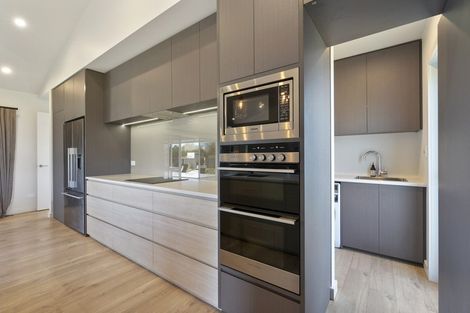 Photo of property in 134 Racecourse Road, Cambridge, 3493