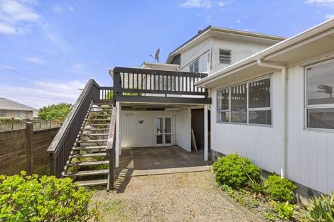 Photo of property in 3 Lorenzen Bay Road, Raglan, 3225