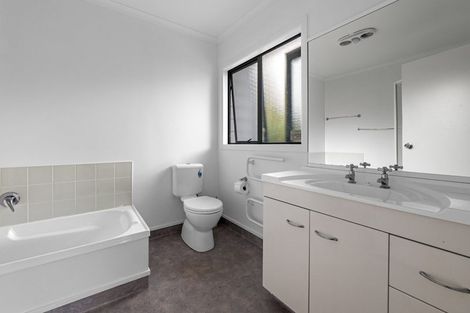 Photo of property in 11 Langstone Street, Welcome Bay, Tauranga, 3112