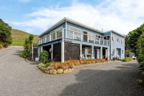 Photo of property in 6 Beach Road, Porangahau, 4293