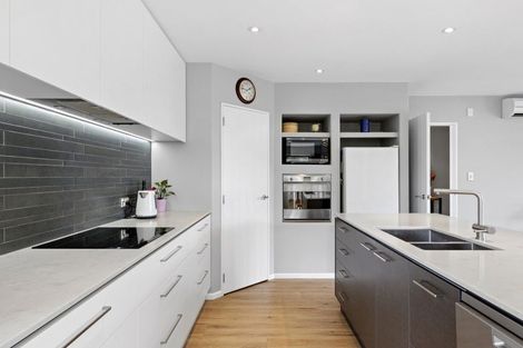 Photo of property in 9 Napoleon Close, Harewood, Christchurch, 8051