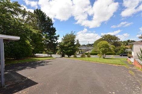 Photo of property in 2 Konini Road, Titirangi, Auckland, 0604
