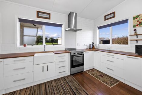 Photo of property in 84 Mawhitiwhiti Road, Normanby, Hawera, 4675