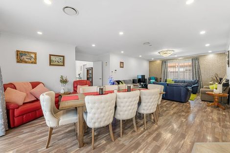 Photo of property in 587 Great South Road, Rosehill, Papakura, 2113